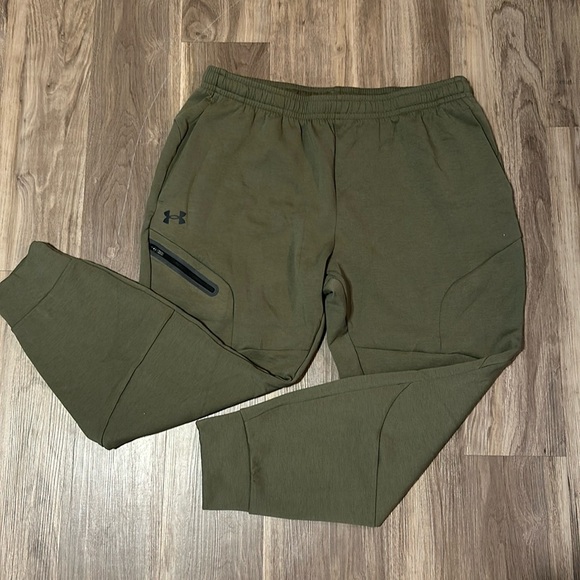 Men's UA Unstoppable Fleece Joggers - Picture 2 of 5